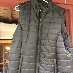 Women’s XL quilted puffer Vest